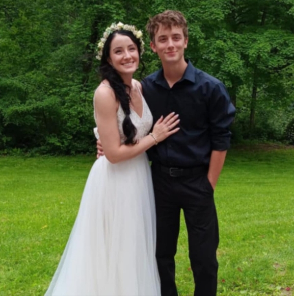 ANGEL IS LIVE!! LIKE THIS SHOW NOTIFICATION! 🙂🙃😊 - Picture 10 of 10